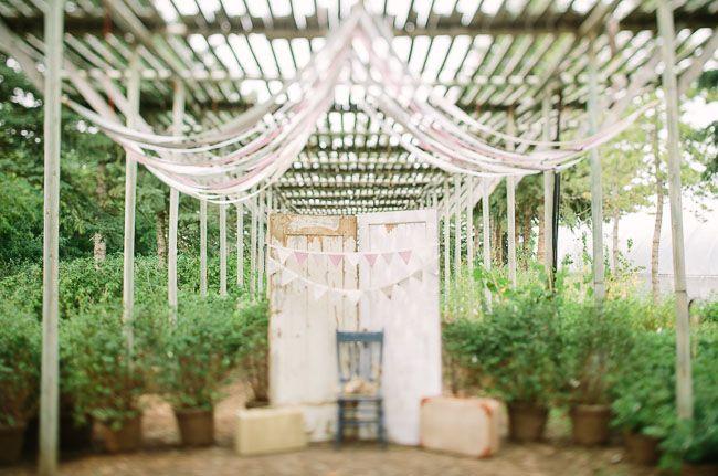 Свадьба - Canadian Farmer’s Market-Inspired Wedding: Kerianne   Mat
