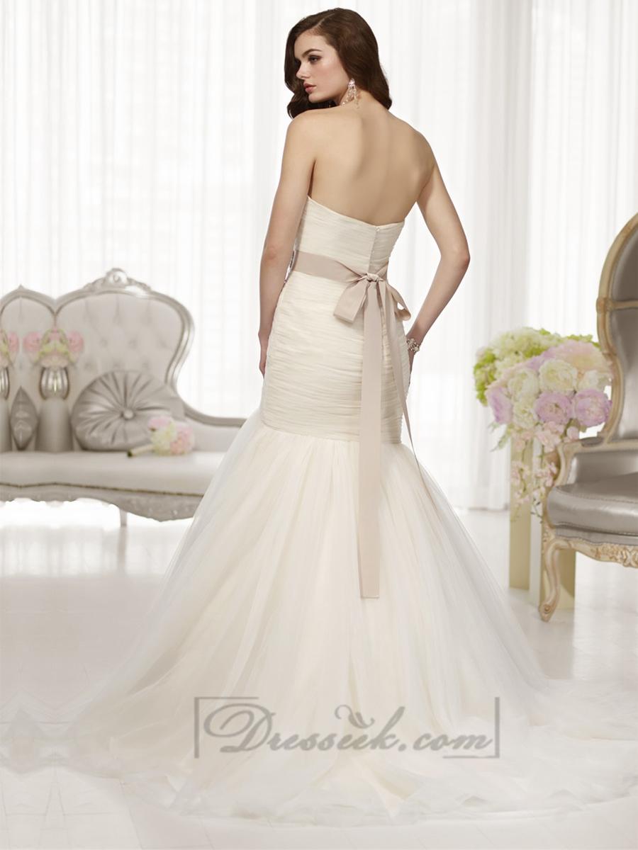 Hochzeit - Fit and Flare Sweetheart Ruched Bodice Wedding Dresses with Detachable Beading Belt