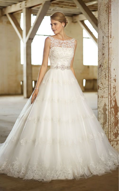 Свадьба - 2014 Wedding Dress Ball Gown Lace Illusion Neckline Shoulder Straps With Beaded Satin Belt - Buy Wedding Dress,Wedding Dress Ball Gown,2014 Wedding Dress With Beaded Satin Belt Product On Alibaba.com