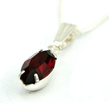 Mariage - P2085. Ruby Navette Pendant (ljd)