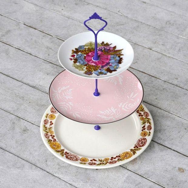 Mariage - Vintage China Cupcake Stand