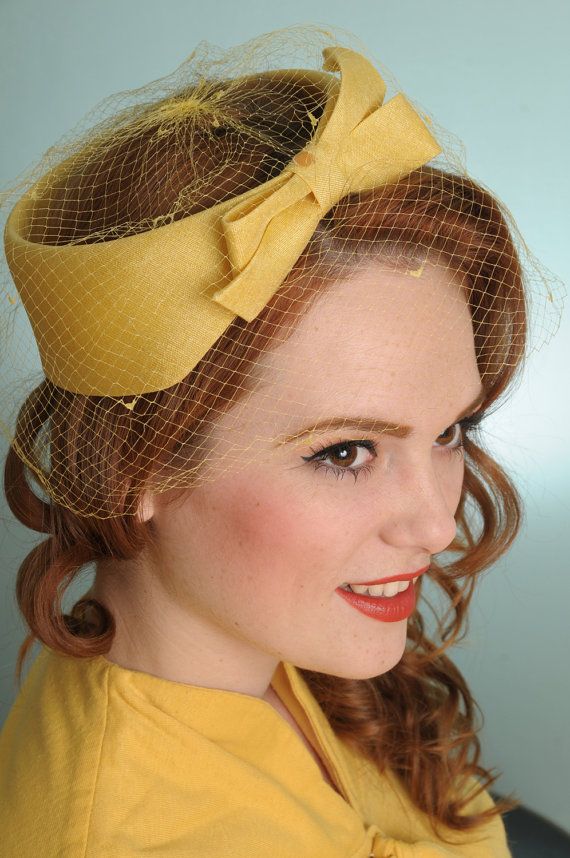 زفاف - Vintage Yellow Bow Hat With Netting