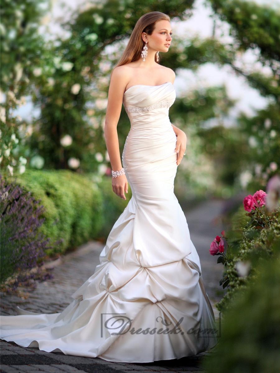 Mariage - Elegant Strapless Mermaid Ruched Bodice Wedding Dresses
