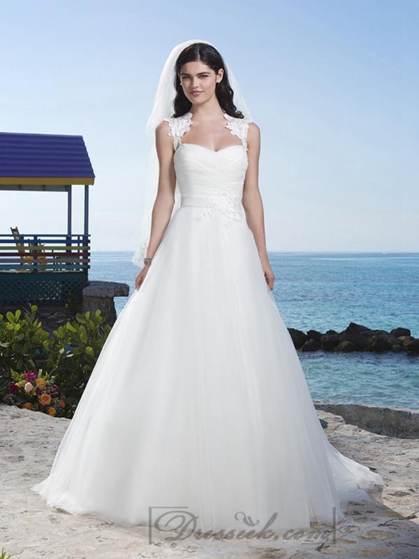 Mariage - Queen Anne Neckline And V-Ruched Bodice Accented By A Satin Waistband Tulle Ball Gown