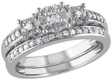 Hochzeit - 1/4 CT. T.W. Diamond Bridal Ring Set in 10K White Gold (GH I1-I2)