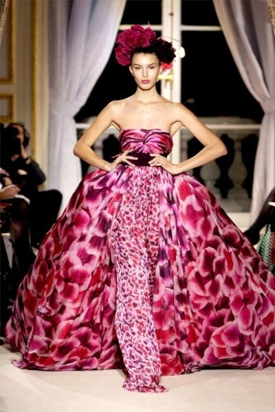 Hochzeit - Giambattista Valli Spring 2012 Couture