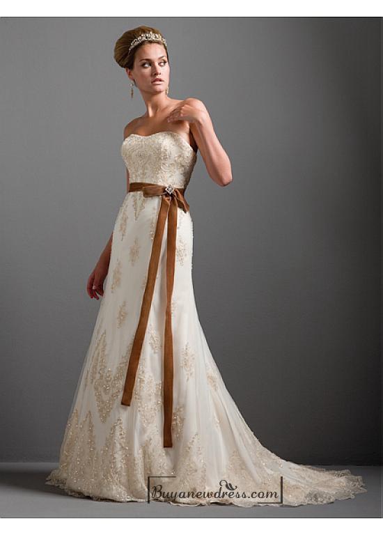 Mariage - Beautiful Elegant Exquisite Wedding Dress In Great Handwork