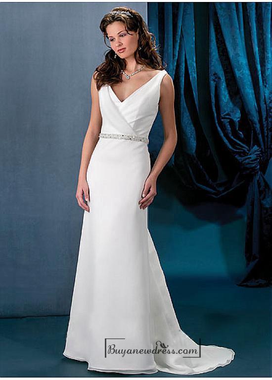 Mariage - Beautiful Elegant Exquisite V-neck Chiffon Wedding Dress In Great Handwork