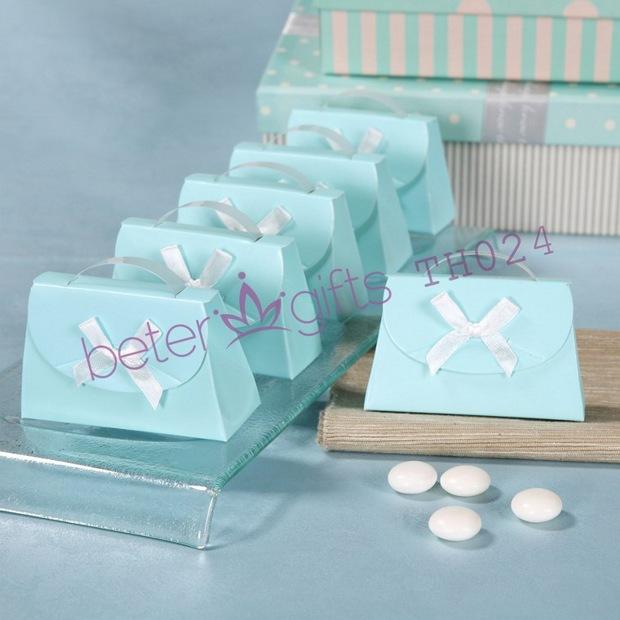 Hochzeit - Tiffany Blue Hangbag Wedding Favor Box