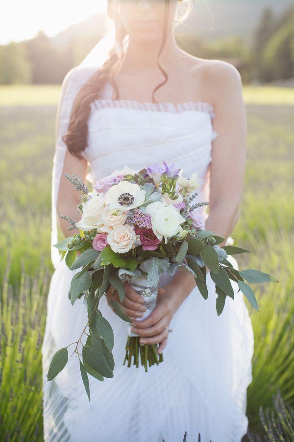 Hochzeit - Sunshine And Lavender Fields Wedding Styled Shoot