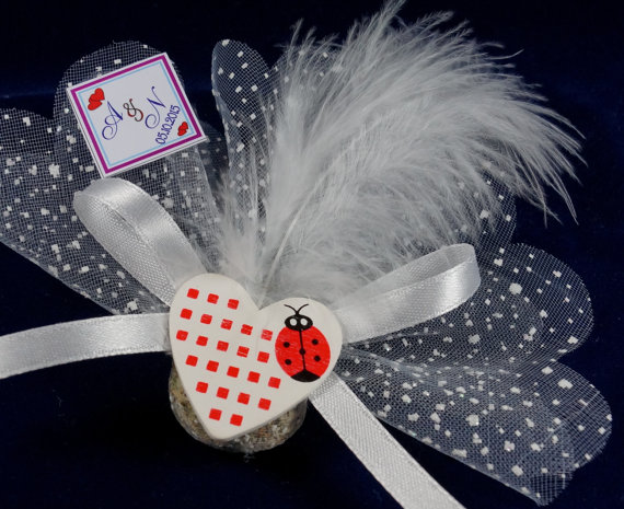 Свадьба - #ladybug #favors #beachwedding #wedding #heart #red #wood #feather #lavender #sachets #organza #ribbon #bridalshower