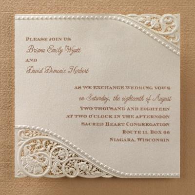 Mariage - Vitage Pearl and Lace Invitations