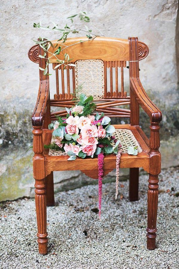Свадьба - Soft Bridal Inspiration   A Flower Halo