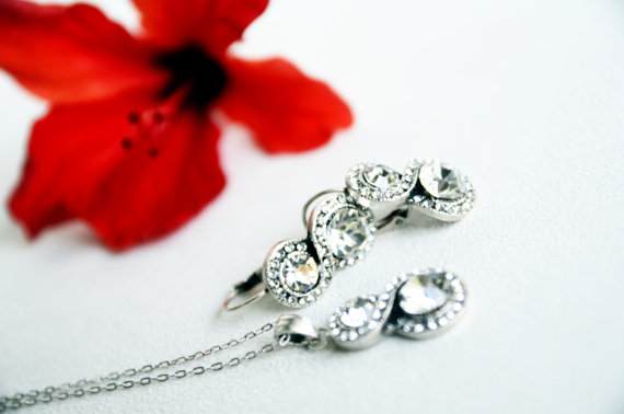 زفاف - #infinity #wedding #bridal #bridesmaids #sparkle #artdeco #jewelry #clearcrystal #swarovski #rhinestone #necklace #earrings #gift #chic
