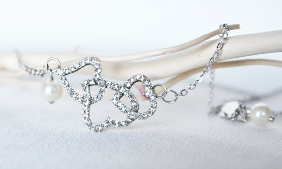 Свадьба - Hearts intertwined bridesmaids necklace art deco rhinestone pearly necklace wedding bridal jewelry bridesmaids jewelry gift ideas