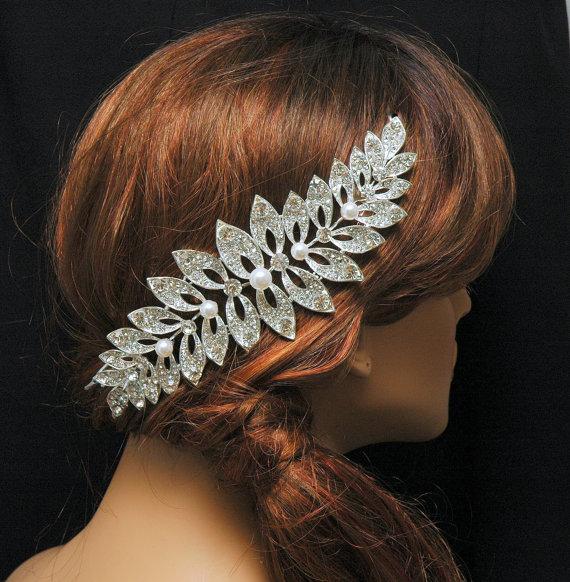 Mariage - Crystal Pearl Bridal Headpiece, Wedding Hair Comb, Rhinestone Wedding Jewelry, Hair Fascinator