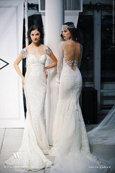 Mariage - Backless Wedding Gowns