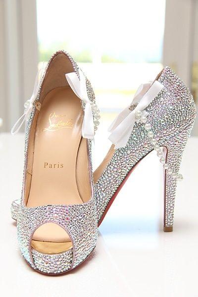 Mariage - Shoes: The Vanity Of Women