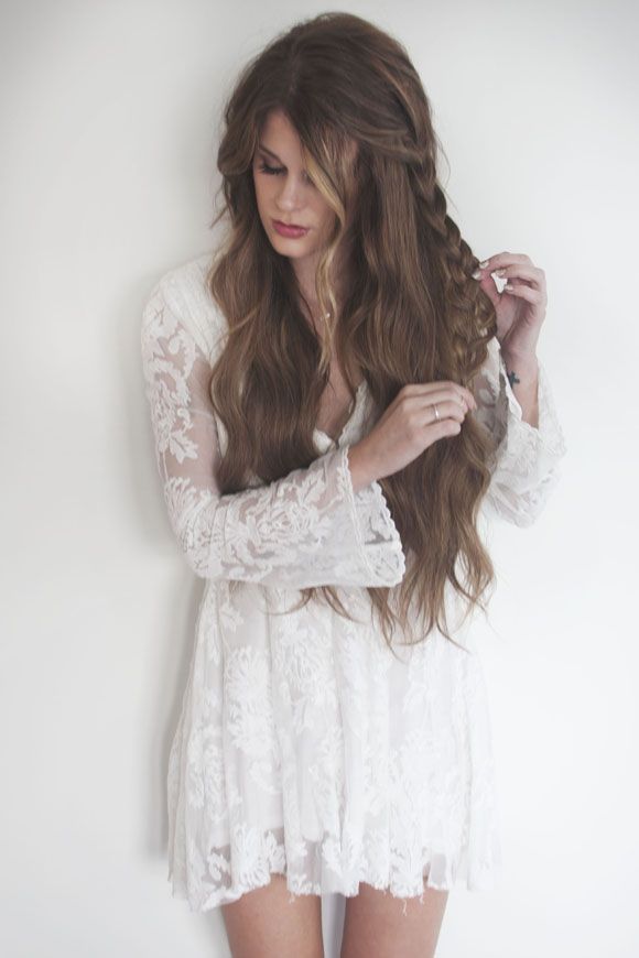 Hochzeit - Get NYE Ready With 3 Hair Tutorials From Lindsey Pengelly!