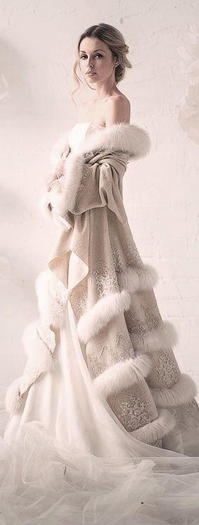 Hochzeit - Superb Splendid Full Length Trailing With Fur Winter Wedding Dress
