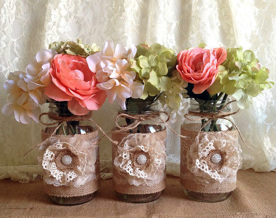 Hochzeit - 3 rustic burlap and lace covered mason jar vases, wedding, bridal shower, baby shower, party decoration