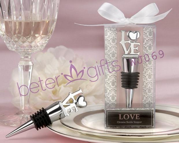 Hochzeit - Silver "LOVE" Bottle Stopper