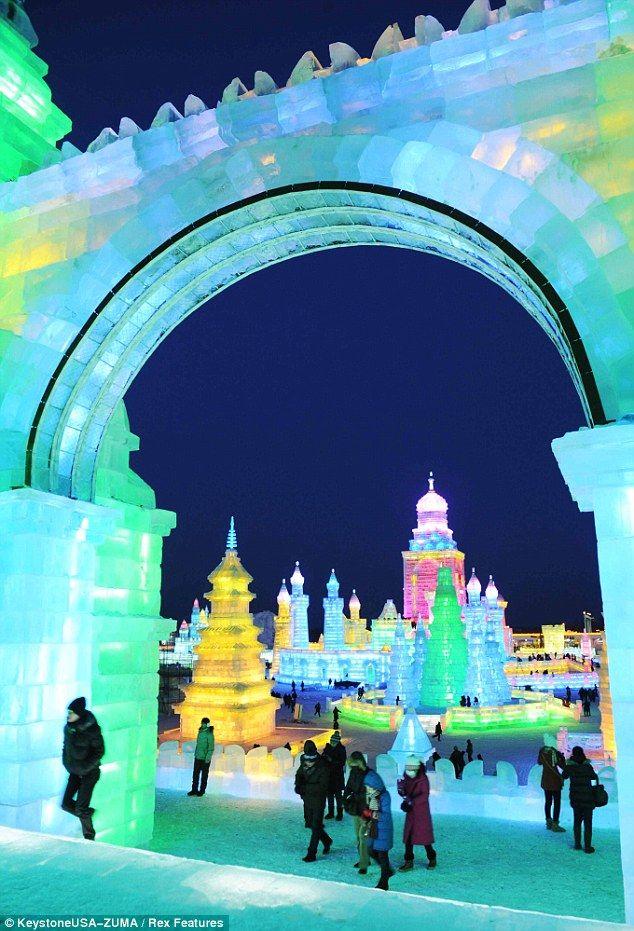 Hochzeit - Is This China's Coolest Town? Winter Festival Creates City Made Entirely From Snow And Ice