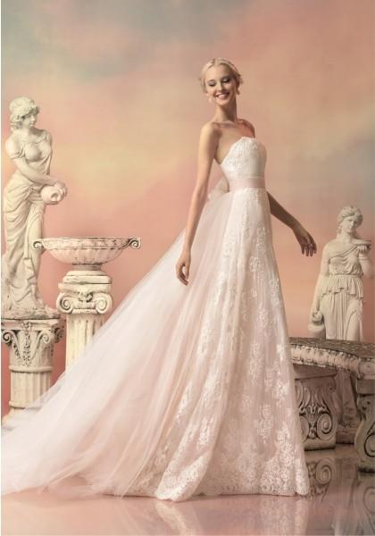 Hochzeit - Lace vintage wedding dress