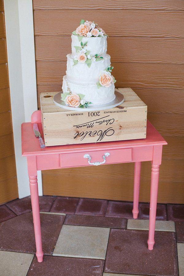 Mariage - Peach And Green Vintage Style Wedding