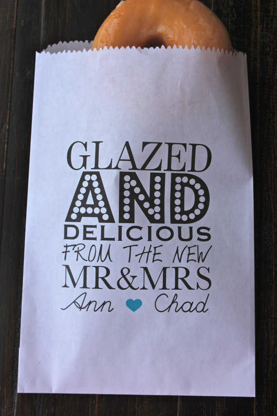 Свадьба - Glazed and Delicious Wedding Favor Bags/ Personalized Favor Bags