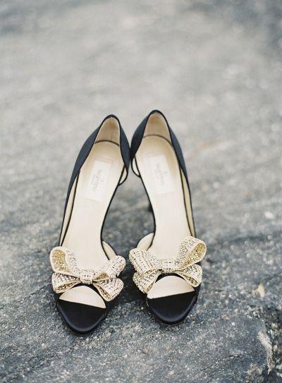 Wedding - Glamorous Black & Gold Inspiration Shoot