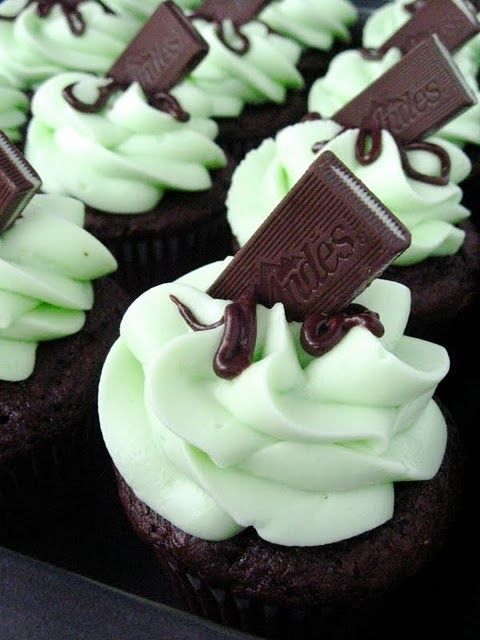 Hochzeit - Andes Mint Cupcakes