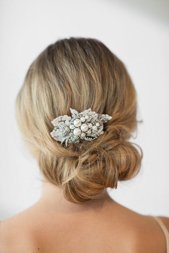 Свадьба - Bridal Head Piece, Wedding Hair Comb, Crystal and Pearl Haircomb, Wedding Hair Accessory