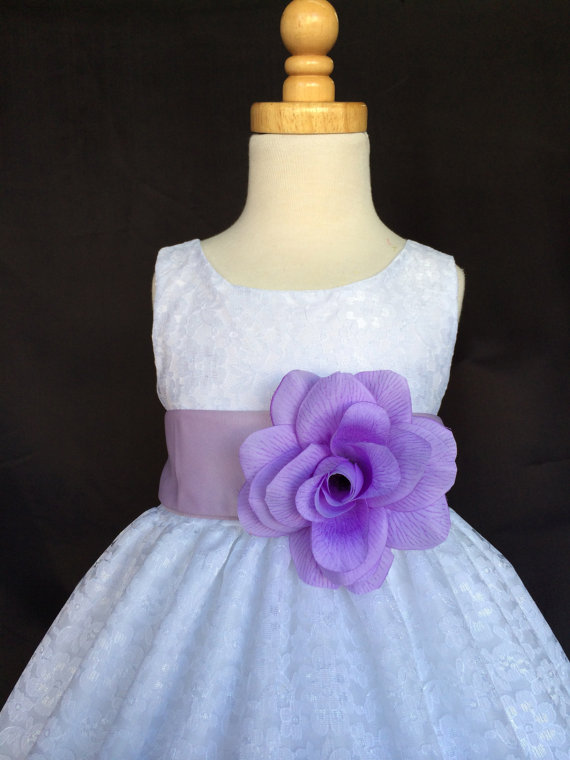 Mariage - Flower Girl Dress Bridesmaid White Lace Dress