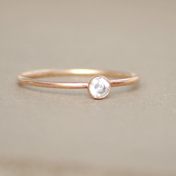 زفاف - gold ring. cz diamond. birthstone ring. ONE delicate stackable birthstone ring. mothers ring. 14k gold filled. engagement ring