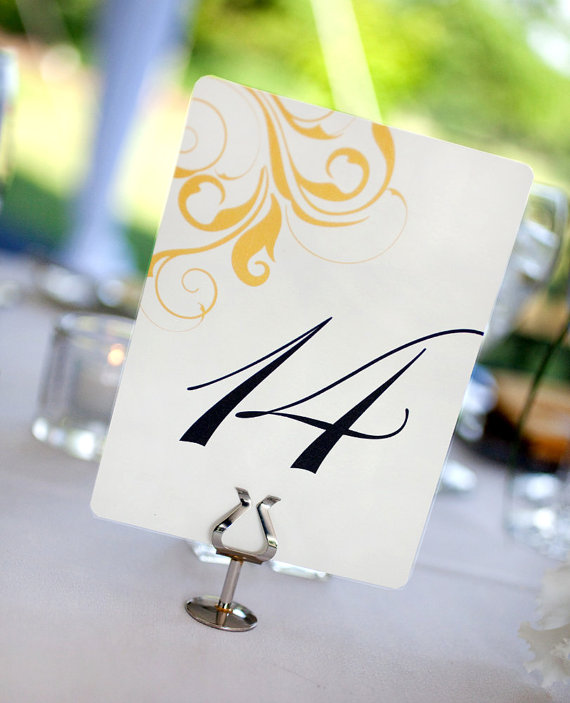 زفاف - Classic Wedding Table Numbers - Flourish design - custom color - SET OF 10