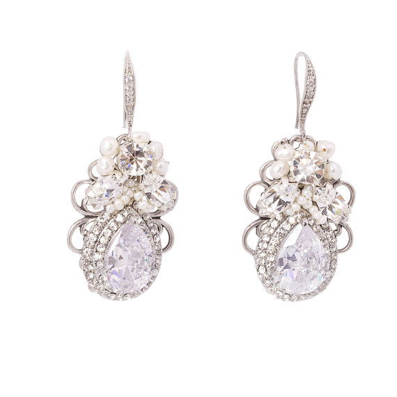 Hochzeit - Wedding Earrings ,Crystal Bridal Earrings, Crystal Pearl Wedding Earrings, Bridal Jewelry ,Crystal dangle Wedding Bridal Bridesmaid Earrings