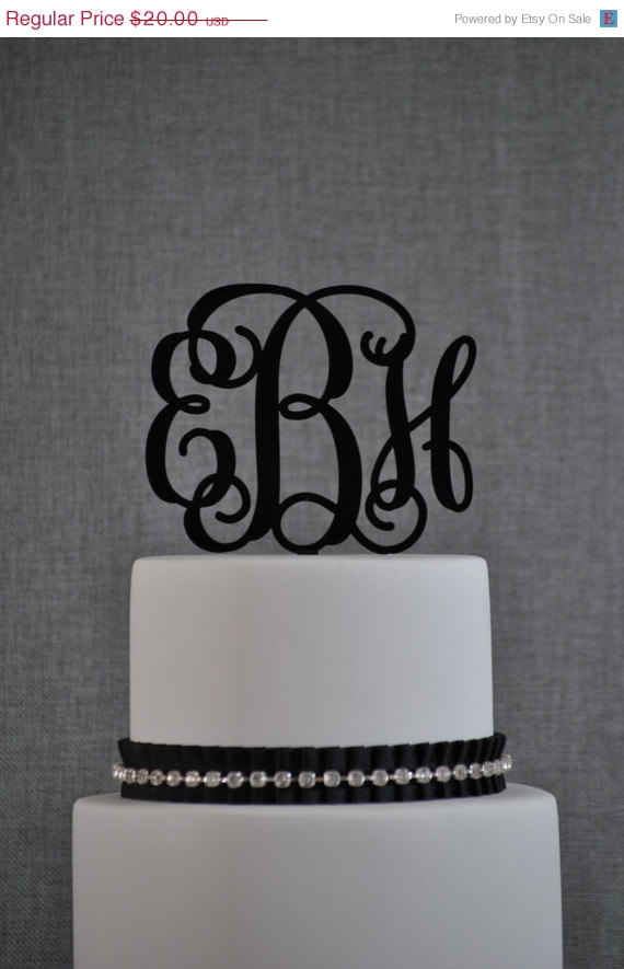 Hochzeit - Unique Monogram Cake Toppers in your Choice of Color, Elegant Custom Wedding Cake Toppers, Personalized Initial Wedding Cake Topper