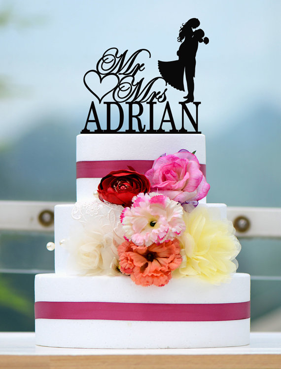 زفاف - Wedding Cake Topper Monogram Mr and Mrs cake Topper Design Personalized with YOUR Last Name 039