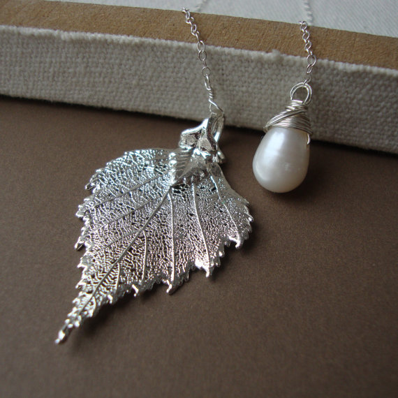 زفاف - Birch Leaf Lariat, sterling silver, fresh water pearl, bridal jewelry, bridesmaids, wedding, maid of honor, leaf jewelry