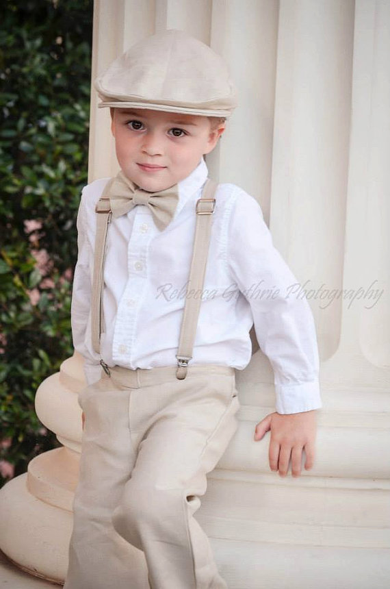 Wedding - Linen Ring Bearer Outfit, Ring Bearer Bowtie, Suspenders, Newsboy hat and Pants. Wedding Outfit for Ringbearer