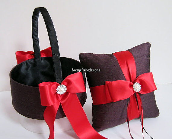 Mariage - Flower Girl Basket and Wedding Ring Pillow  Ring Bearer Pillow Set - Custom Made