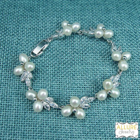 زفاف - Bridal bracelet, wedding bracelet, cz freshwater pearl bracelet, cubic zirconia pearl bracelet, bridal jewelry, wedding accessories, wedding