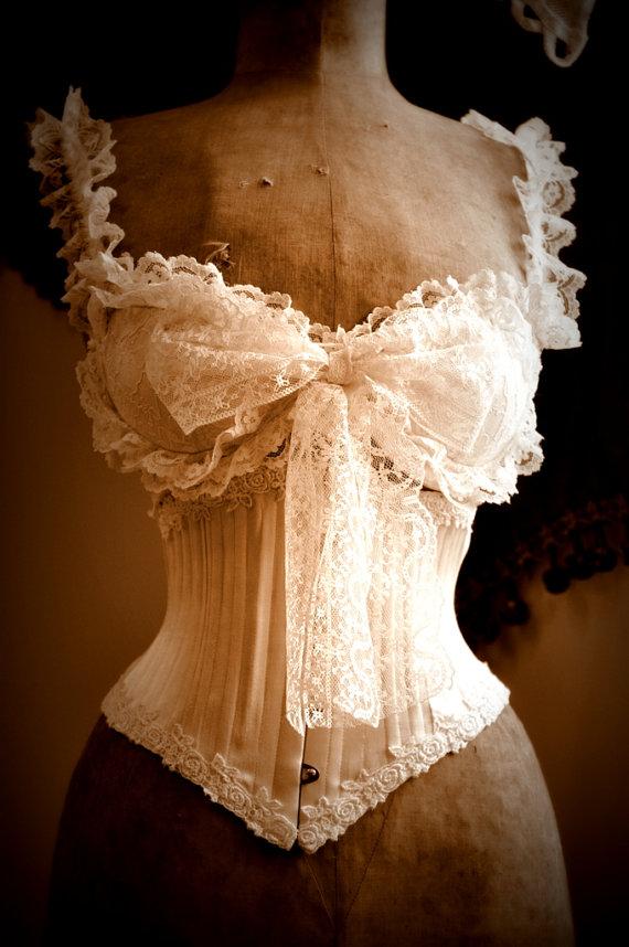Mariage - Vintage style Corset perfect bridal lingerie romantic wedding underwear