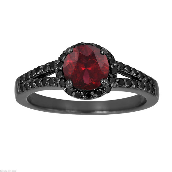 زفاف - Garnet & Black Diamond Engagement Ring Vintage Style 14k Black Gold 1.45 Carat Unique Halo HandMade Birth Stone