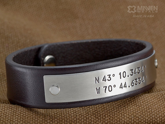 Mariage - 3rd Anniversary Gift For Men - Latitude Longitude GPS Leather Bracelet - Grooms Gift, Groomsmen Gift,