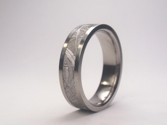 Mariage - Meteorite Ring, Meteorite Wedding Band, Meteor, Titanium Ring, Mens Meteorite Ring, Meteorite Jewelry, Meteorite Engagement Ring