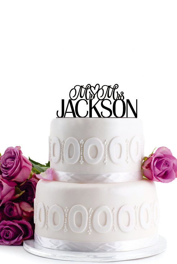 Hochzeit - ON SALE !!! Wedding Cake Topper - Personalized Cake Topper - Mr and Mrs - Monogram Cake Topper - Cake Decor - For Anniversary