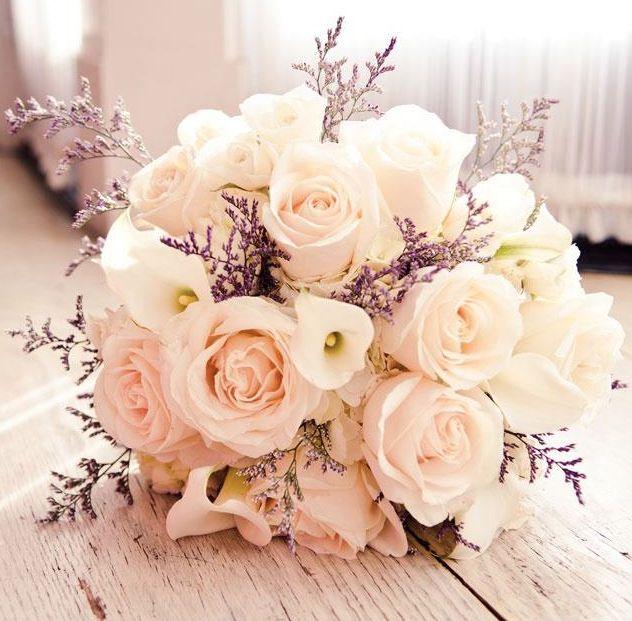 Mariage - Editors' Pick: 28 Glamorously Gorgeous Bridal Bouquets