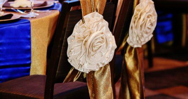 Hochzeit - Taffeta Crinkle Chair Sash - Champagne [EF Taffeta Champagne Chair Sash]